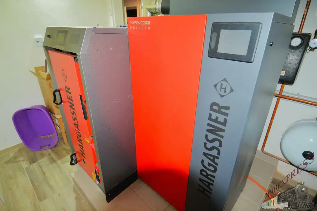 Gepflegtes Einfamilienhaus - Doppelcarport - Garage - neue Pelletheizung mit Solaranlage