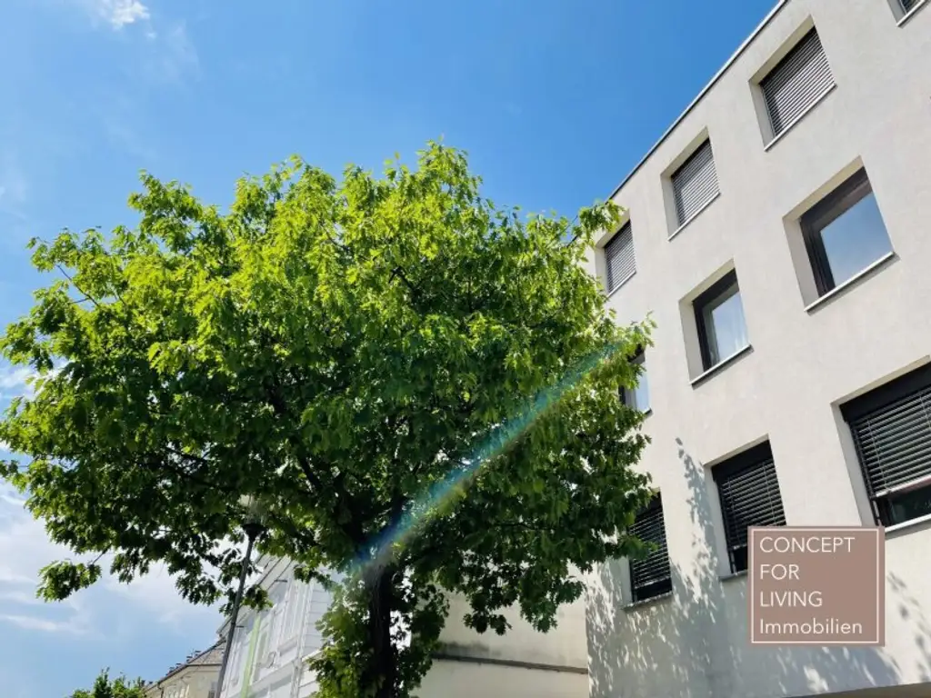 Grünblick. Südseitige 4 Zimmer-Wohnung plus Wintergarten nahe Wörthersee. Keller. Garage. WG-Eignung. Vermietet bis 03/2027.