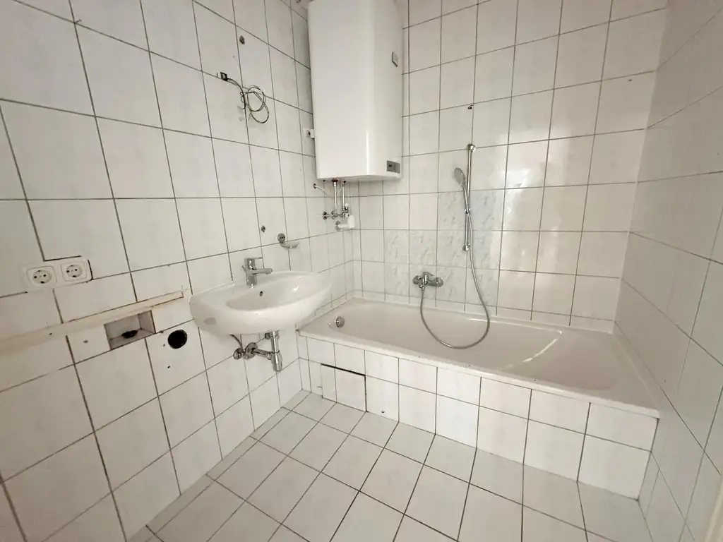 Großzügige 4 Zimmer Wohnung im Herzen von Wels - ideal für Familien!