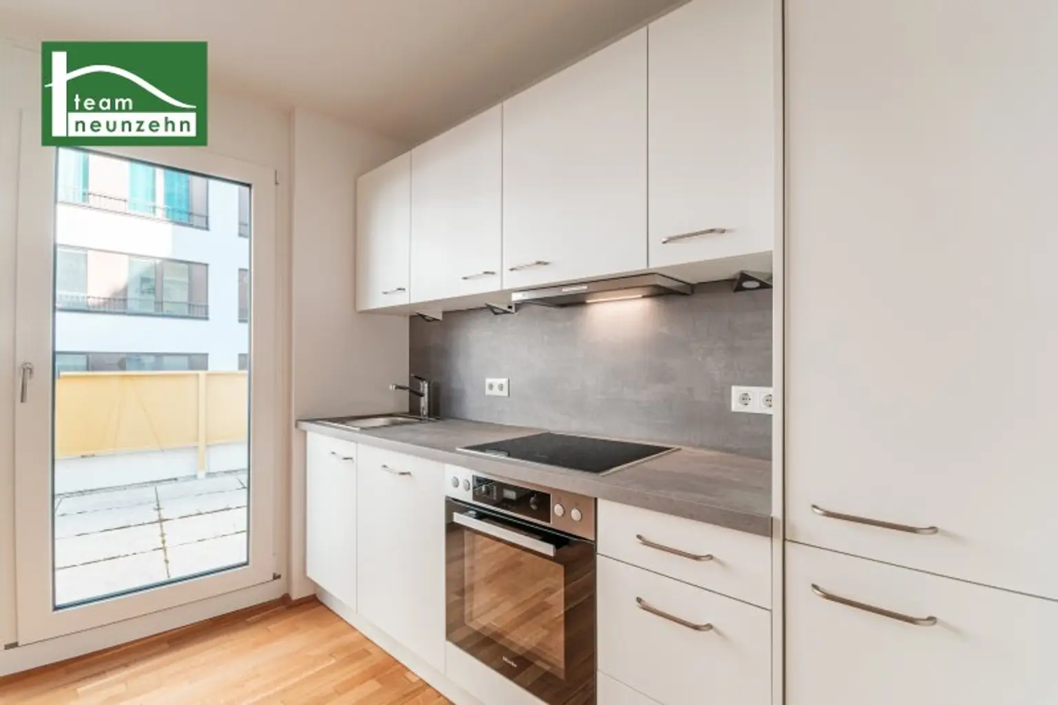Küche und Tiefgaragenplatz bereits inkludiert! Herrliche Neubau-Erstbezugswohnung zwischen An der Schanze und dem Kirschblütenpark