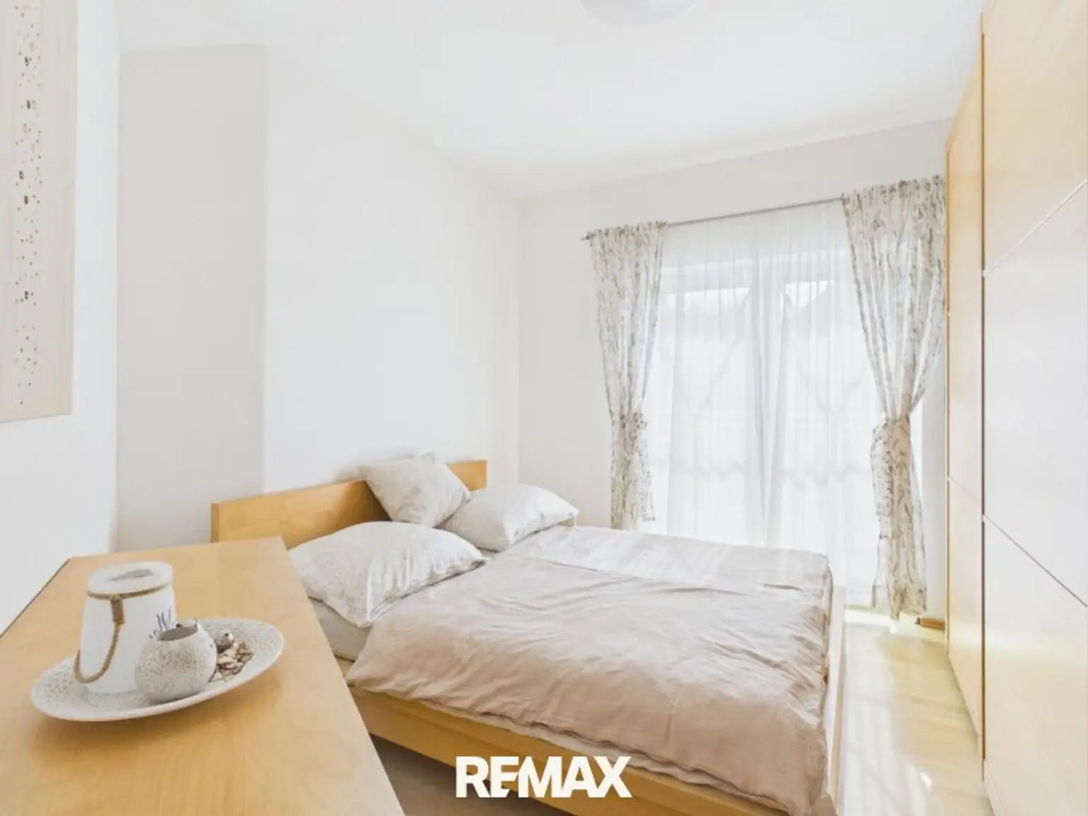 7643 Zimmer