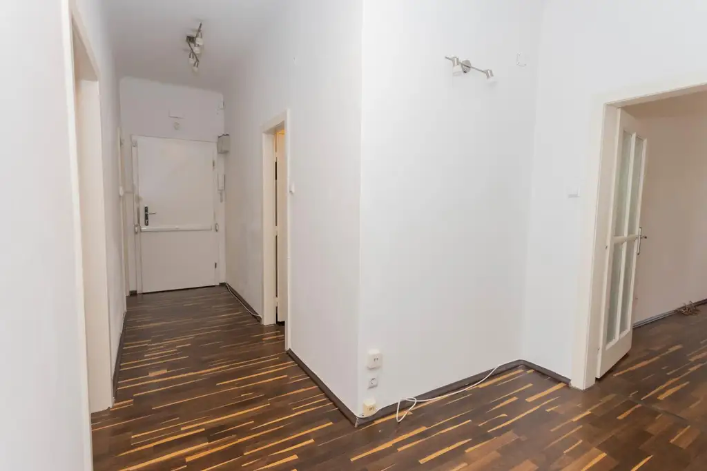 Zentral begehbare 3-Zimmer-Whg. direkt beim Türkenschanzpark
