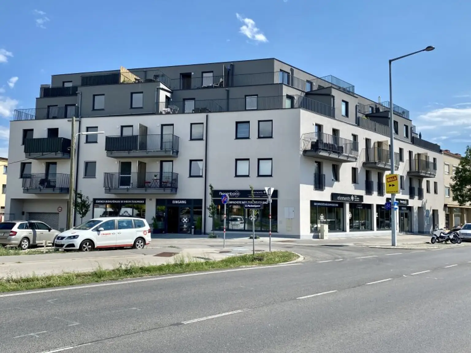 Wunderschöne 3 Zimmer Wohnung mit Balkon - Baujahr 2021 TOP 26 in den Innenhof gerichtet - PREIS Inkl. Heizung