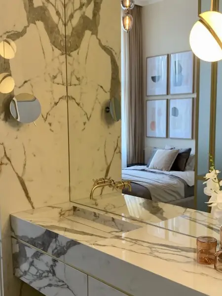 Einzigartige luxuriöse Wohnung im Palais