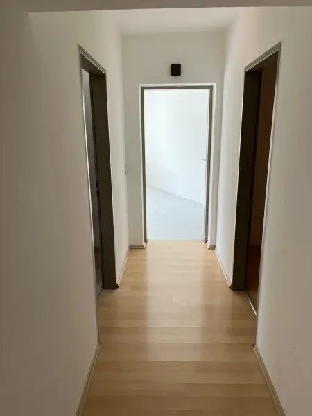 Geräumige Wohnung mit 2 Zimmer, separate Küche mit optional TGAP - Pradl