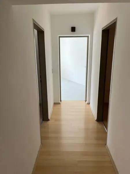 Geräumige Wohnung mit 2 Zimmer, separate Küche mit optional TGAP - Pradl