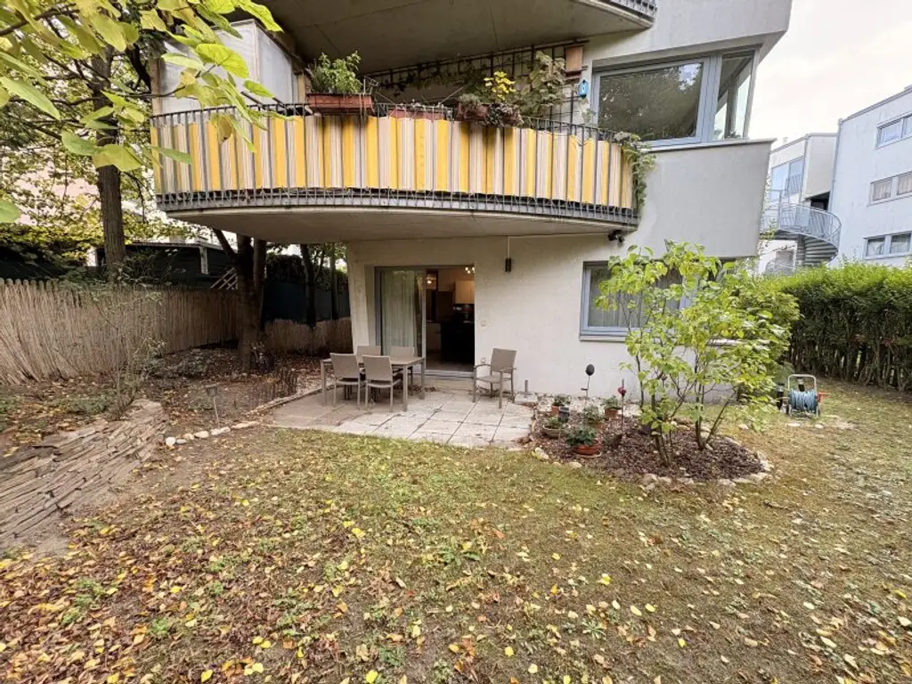 WOHNTRAUM in STAMMERSDORF  WUNDERSCHÖNER GARTEN  mitten im Grünen und dennoch in WIEN
