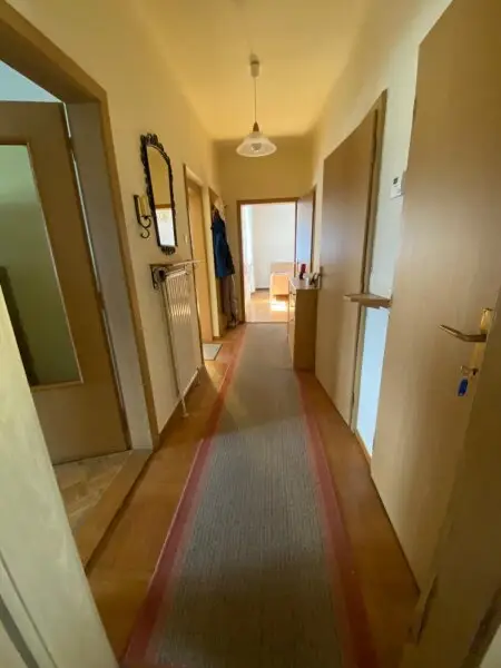 ***Ein schnuckeliges Haus mit überschaubarem Garten.***