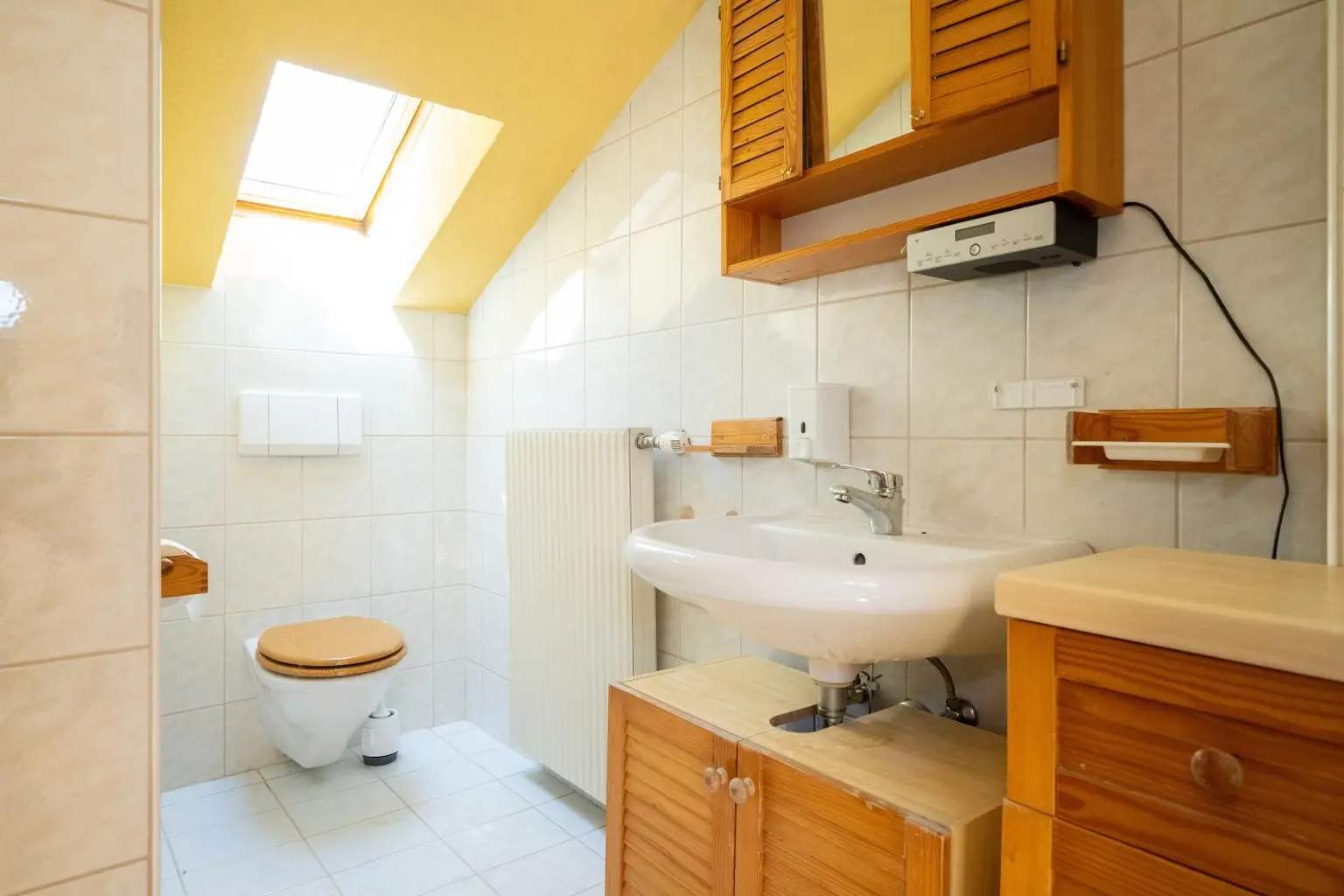 Badezimmer (DG)