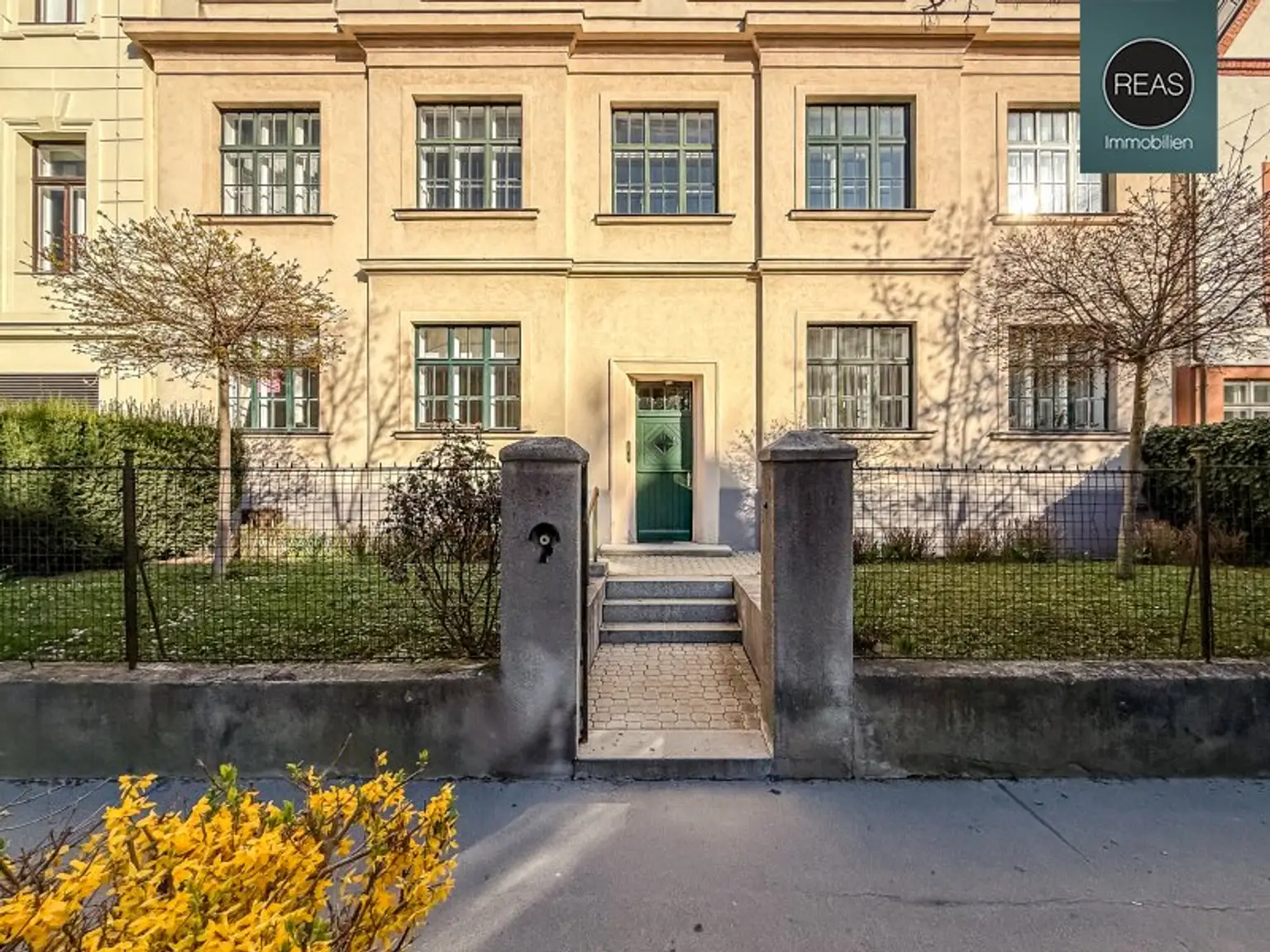 Provisionsfrei: Vollausgestattetes Apartment mit Möblierung und Balkon in Sieveringer Bestlage! Klimatisiert!
