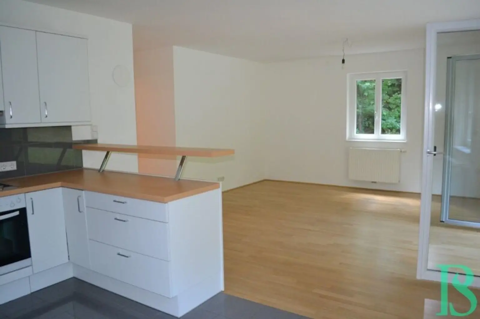 Exklusive Lage beim Küniglberg! Terrassenwohnung - Sonne, Wiese, Ruhe!