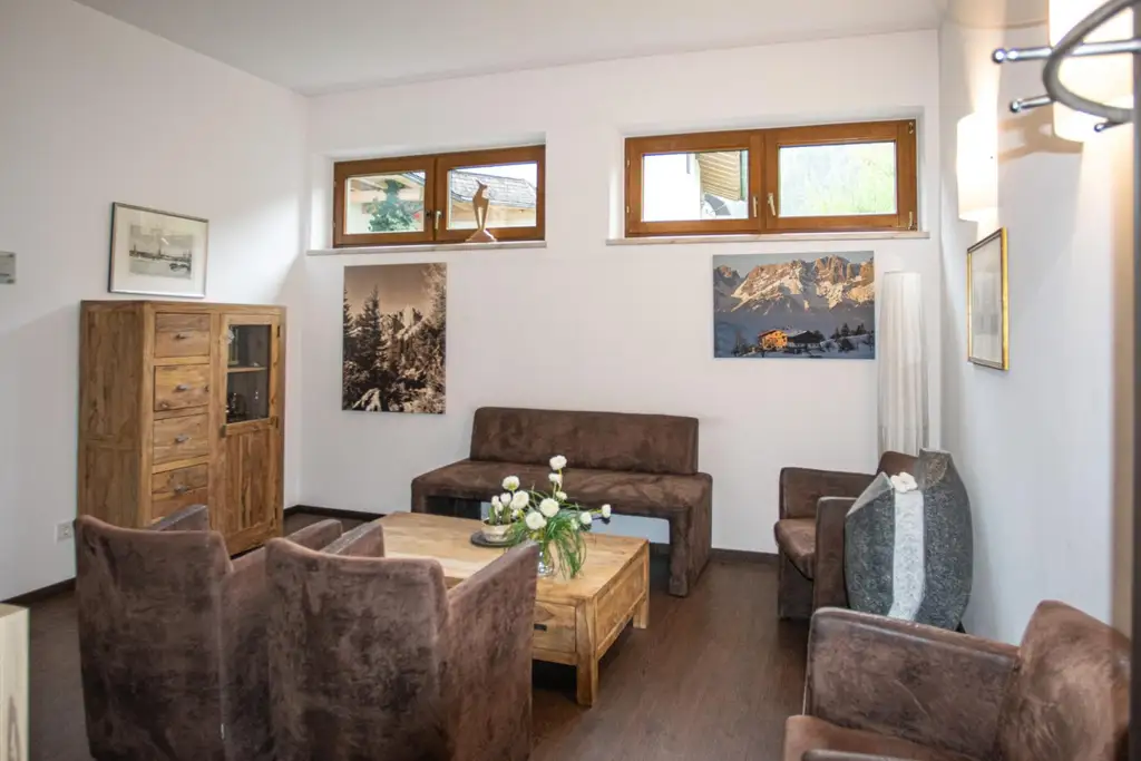 Provisionsfrei! Bezugsfertige Arztpraxis direkt im Dorfzentrum in Toplage