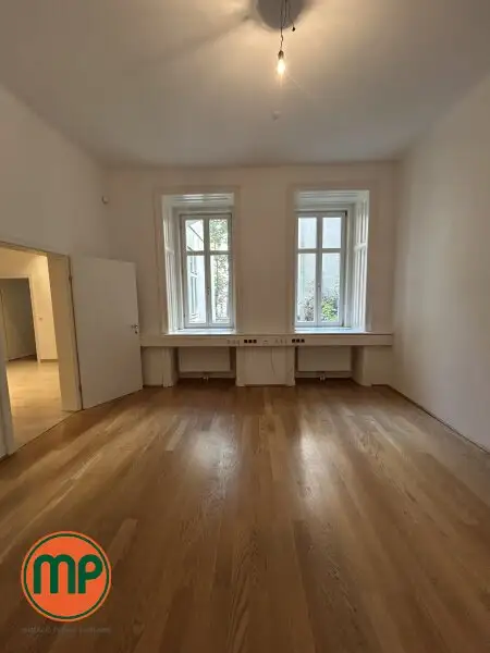 Altbau-Büro mit Flair in Toplage inkl. Alarmanlage und Sicherheitstüre