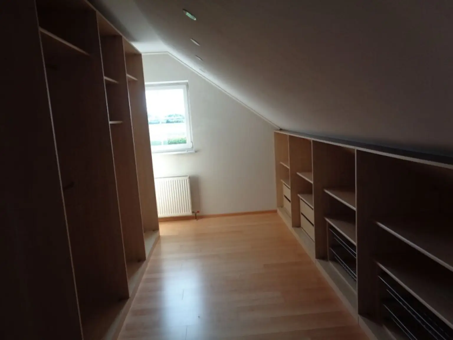 Wilfersdorf: A5 Anschluss: Mistelbach -Nähe: optimales Familienwohnhaus