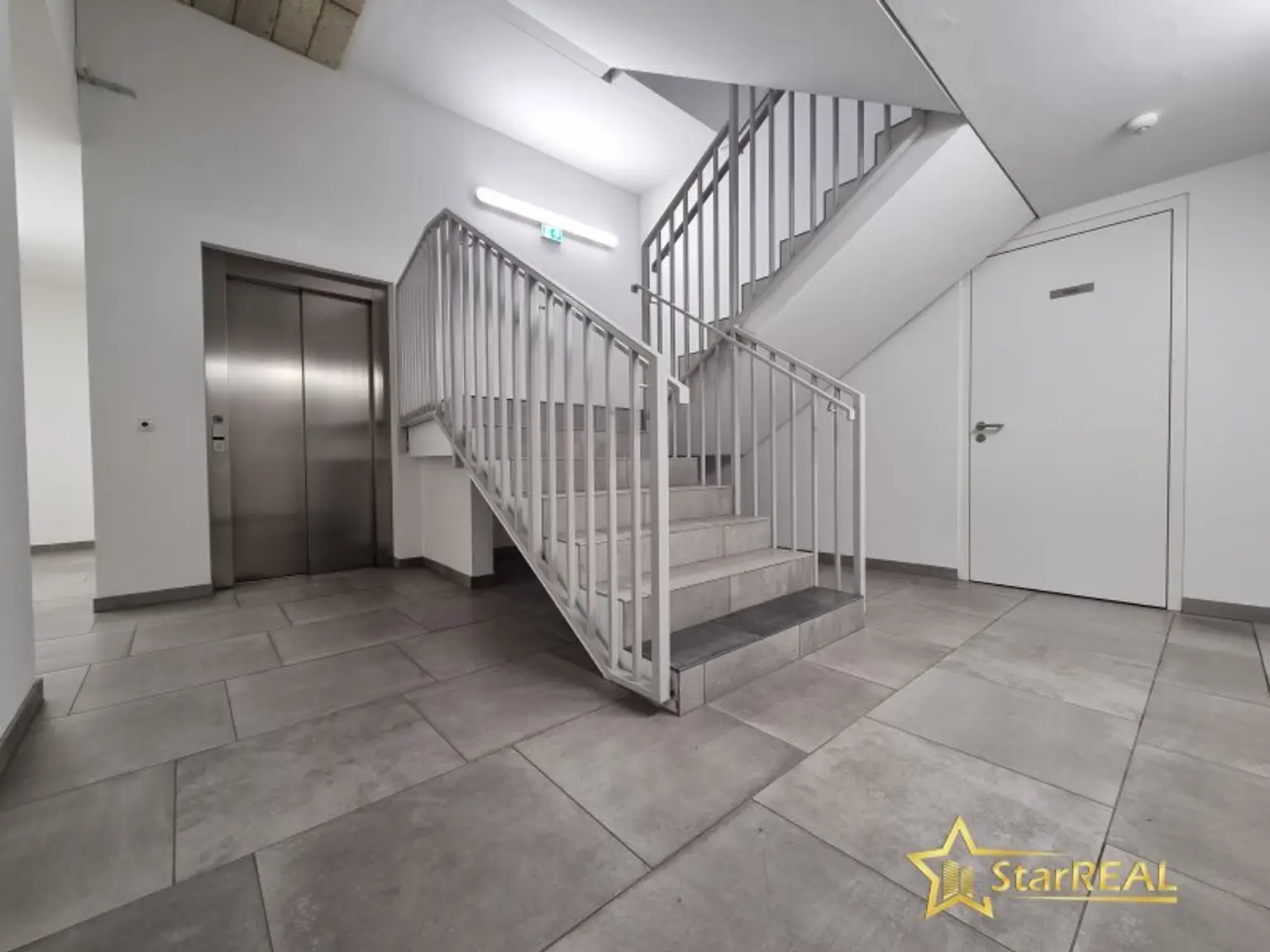 STILVOLLE 4-ZIMMER-ERSTBEZUGWOHNUNG IN ZENTRUMSNAHER LAGE VON MÖDLING - BALKON, 2 BÄDER & TIEFGARAGE OPTIONAL.