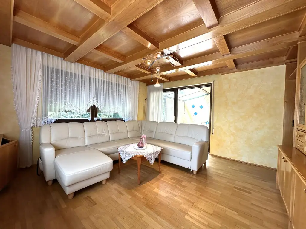 ***Familienfreundliches Eckreihenhaus in traumhafter, sonniger Ruhelage***