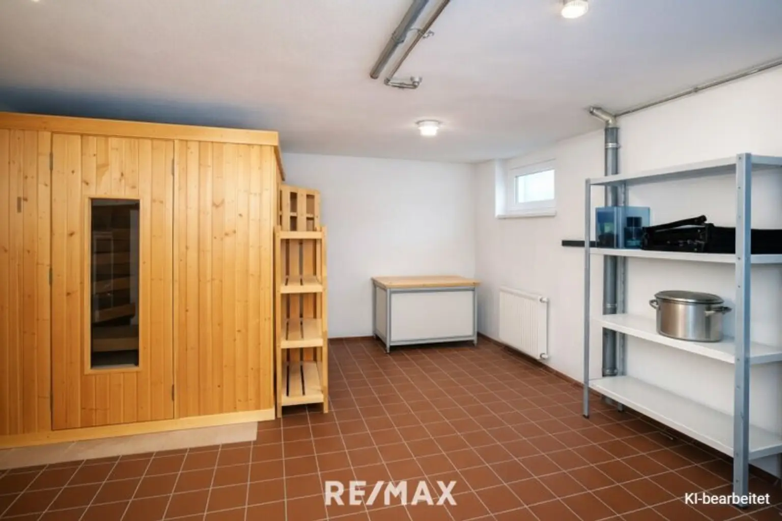 Kellerraum mit Sauna