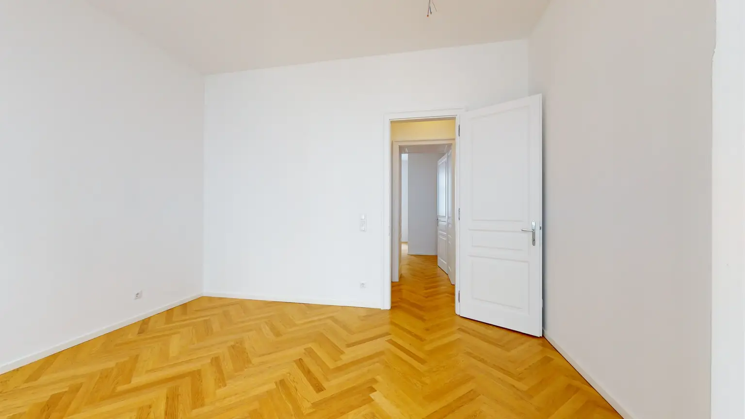 "Urban Oasis" - Charmante Altbaustil-Wohnung mit Balkon und Erker