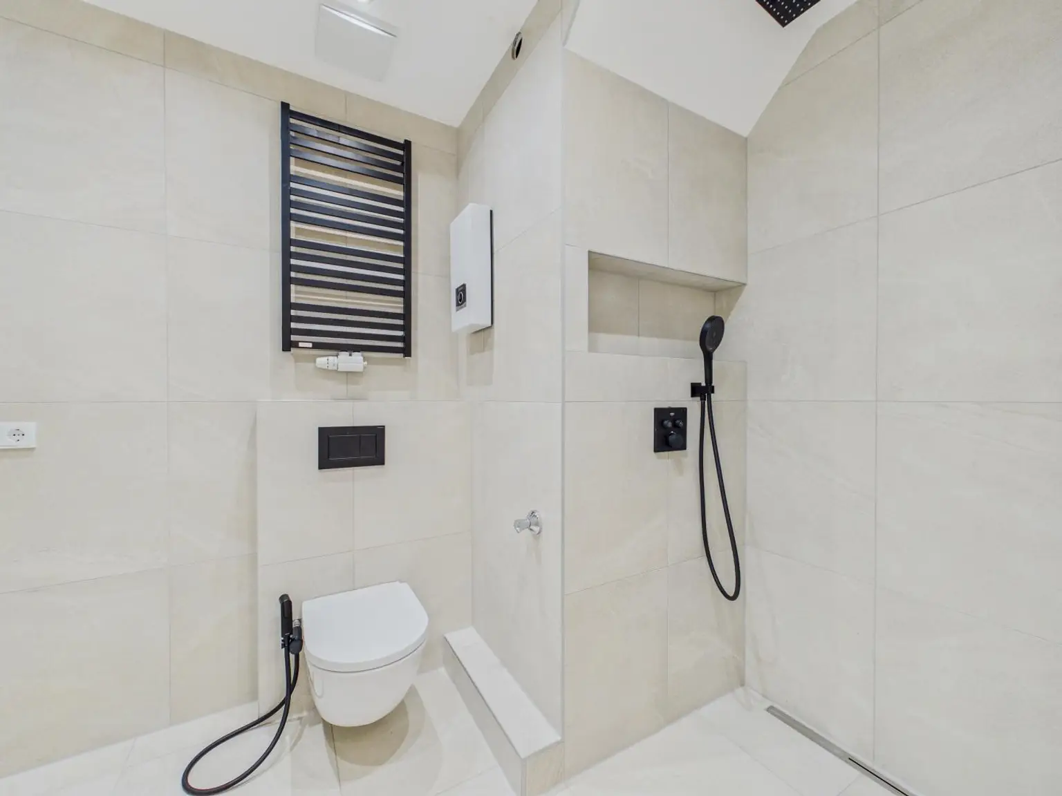 Badezimmer 1