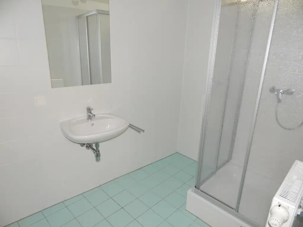 PROVISIONSFREIE, TRAUMHAFTE, SEHR GEPFLEGTE 2-ZIMMER-TERRASSENWOHNUNG IN TOPLAGE IM ZENTRUM