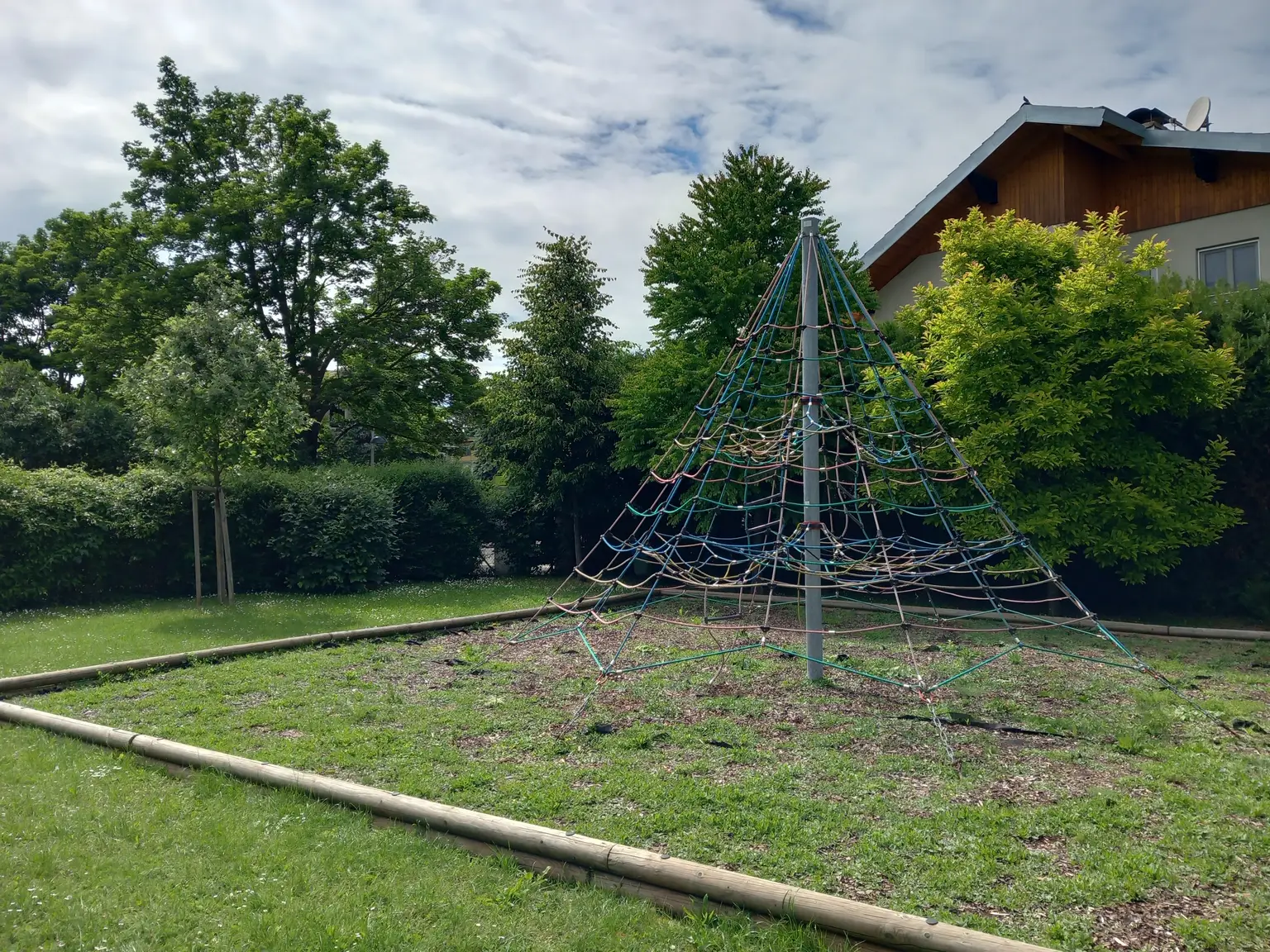 3 ZIMMER NEUBAUWOHNUNG MIT LOGGIA IN GRÜNRUHELAGE