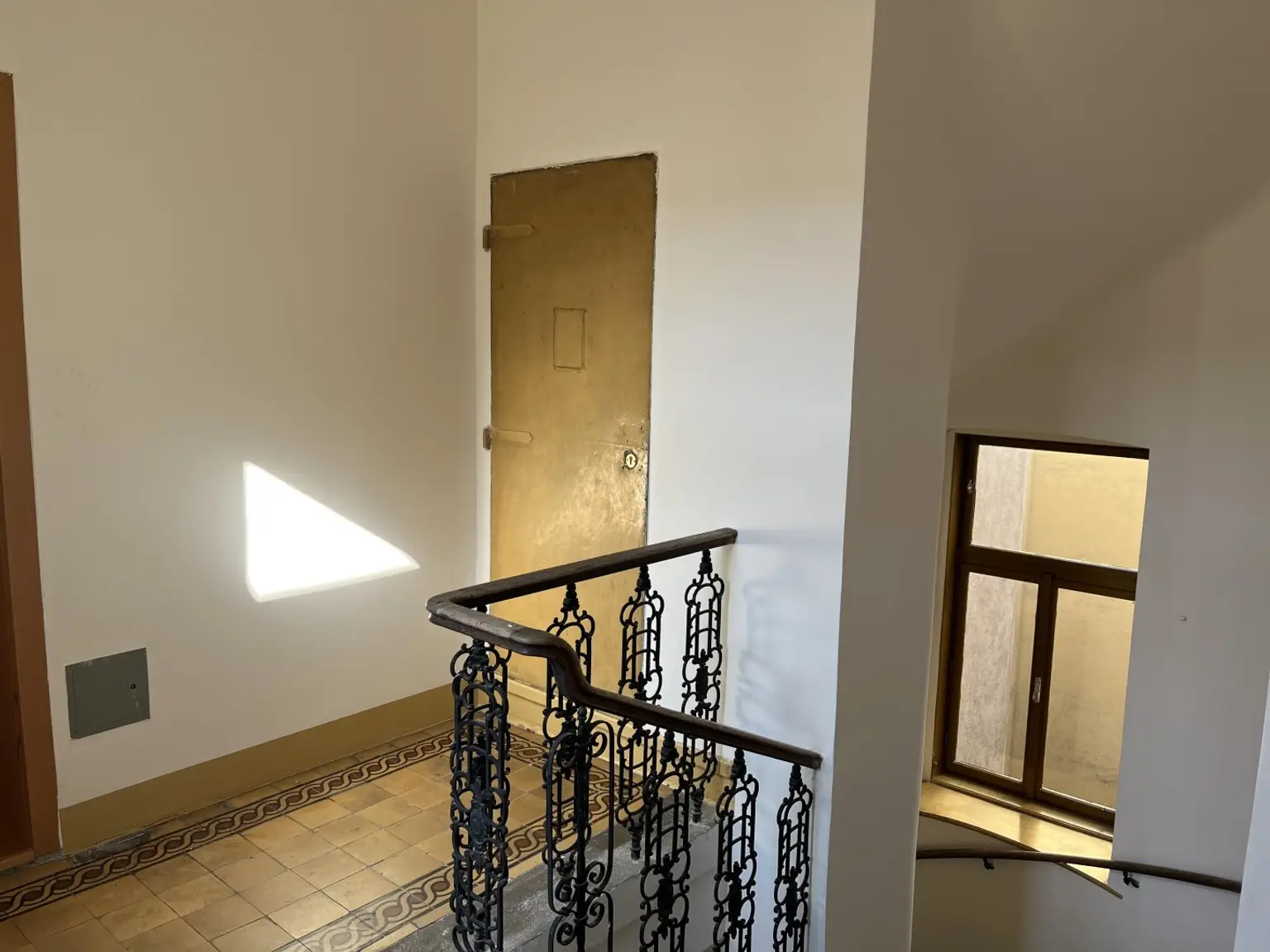 Aufgang zum Dachboden im 3. Stock