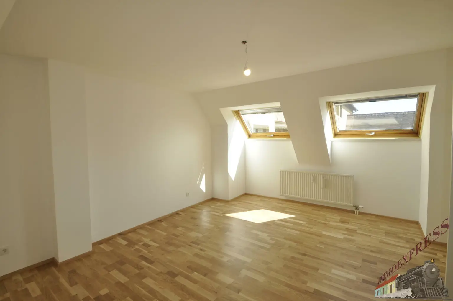 Exklusive Dachterrassenwohnung mit Tiefgarage und bester Fernsicht nähe Bühl Center (WG-tauglich)
