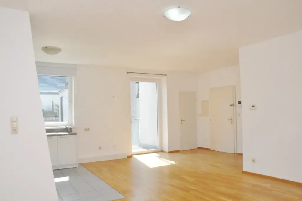 Helle 3-Zimmer Wohnung mit Balkon Nähe Donaukanal