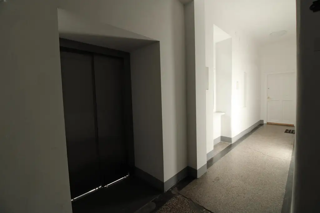 Altbauwohnung mit Potenzial in begehrter Lage von Währing