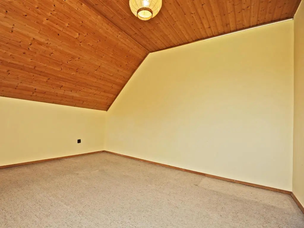 Haus auf Mietkaufvariante - Schönes ebenes Grundstück - 135m2 Wfl. - Vollkeller mit Garage - große Terrasse
