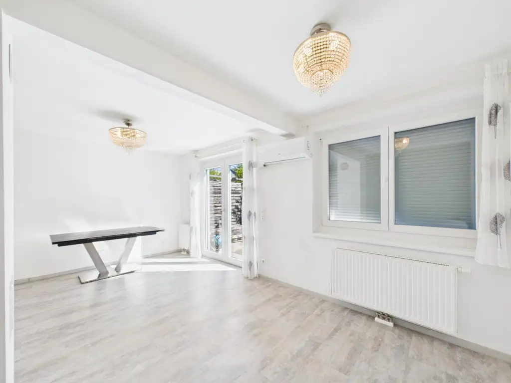 Modernes Reihenhaus mit Garten in 1220 Wien Essling