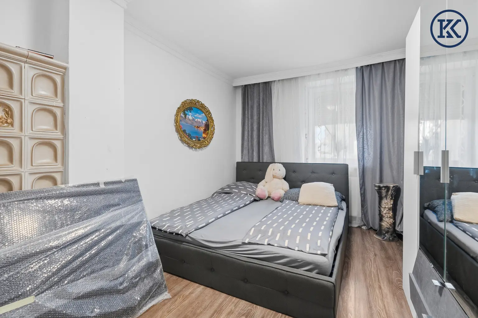 Schlafzimmer 6