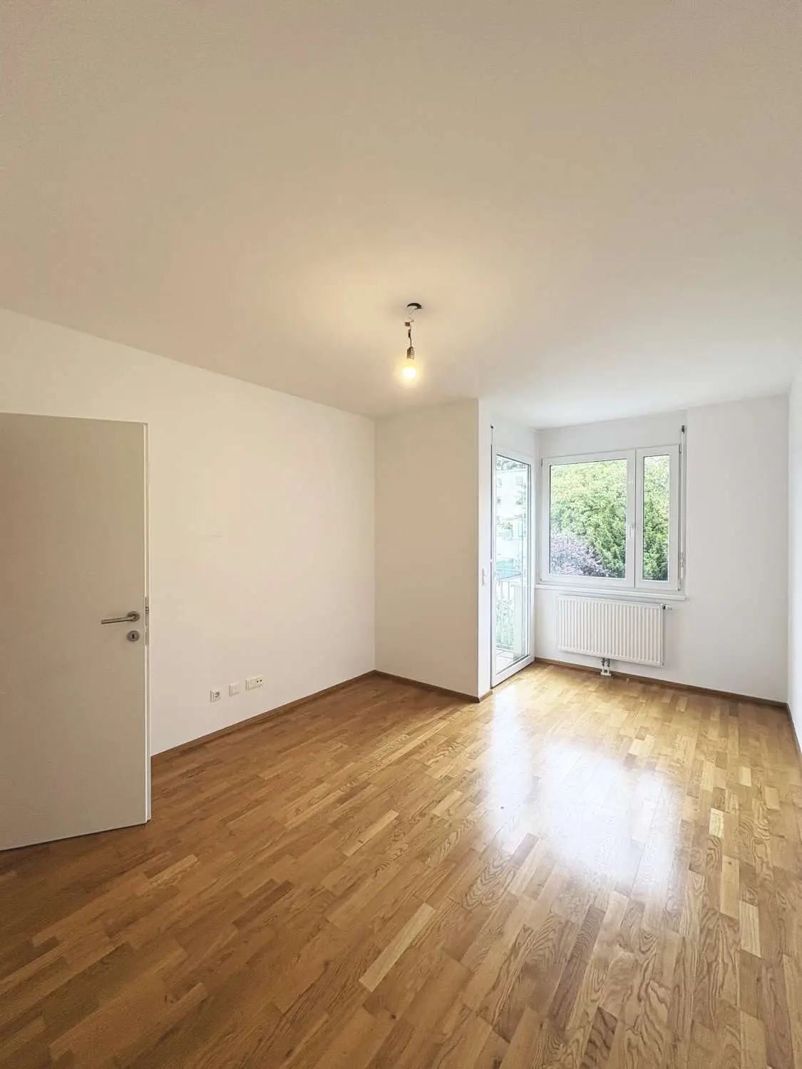Moderne 3-Zimmer-Wohnung mit Balkon in ruhiger Seitengasse - nächst Krottenbachstraße