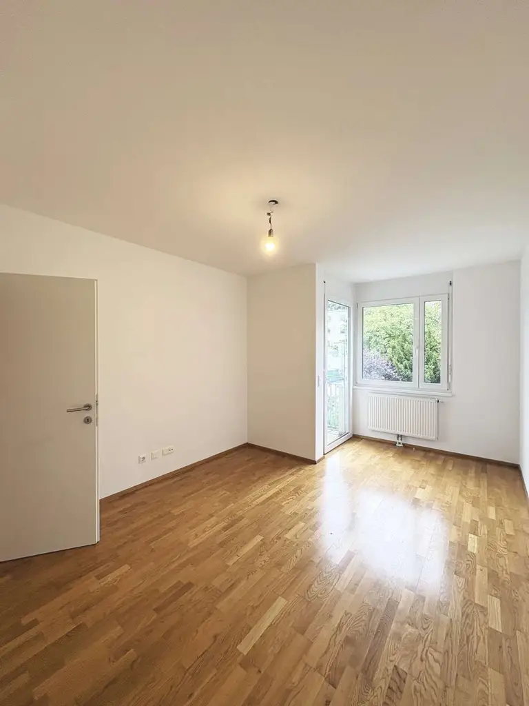 Moderne 3-Zimmer-Wohnung mit Balkon in ruhiger Seitengasse - nächst Krottenbachstraße