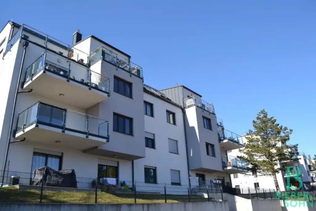 Mitten im Grünen beim Hörndlwald - Top Terrassenwohnung