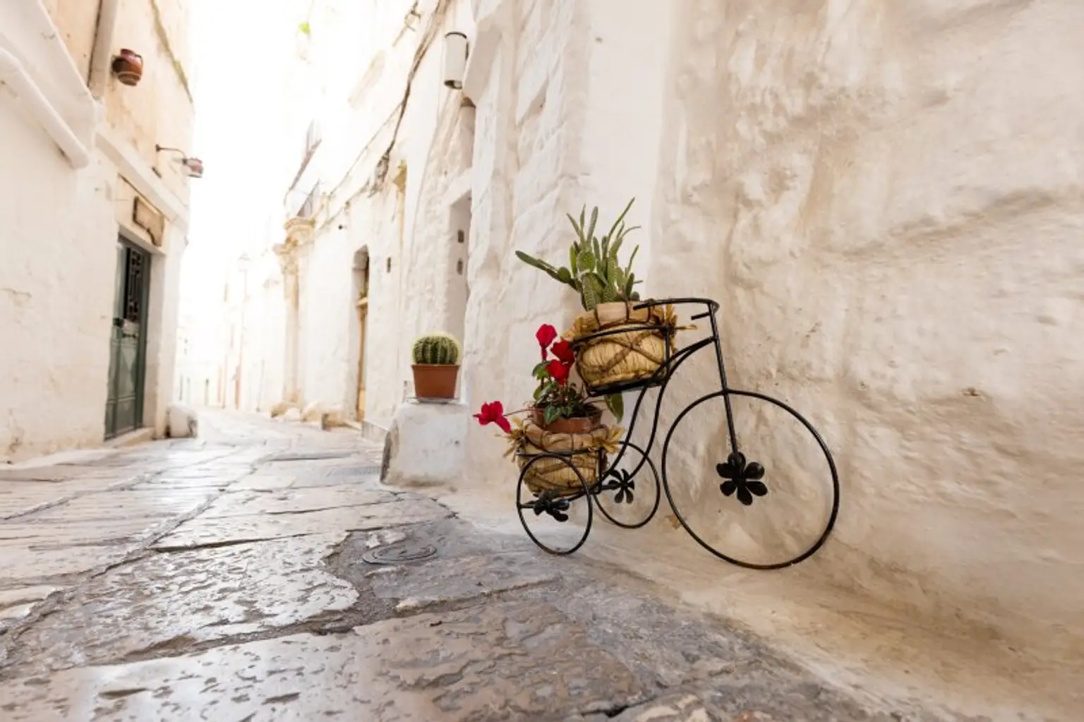 Traumhaftes Ferienhaus in Ostuni, Puglia - Anlage und Feriendomizil auf 90m² mit Terrasse, 3 Zimmer - nur € 290.000,-