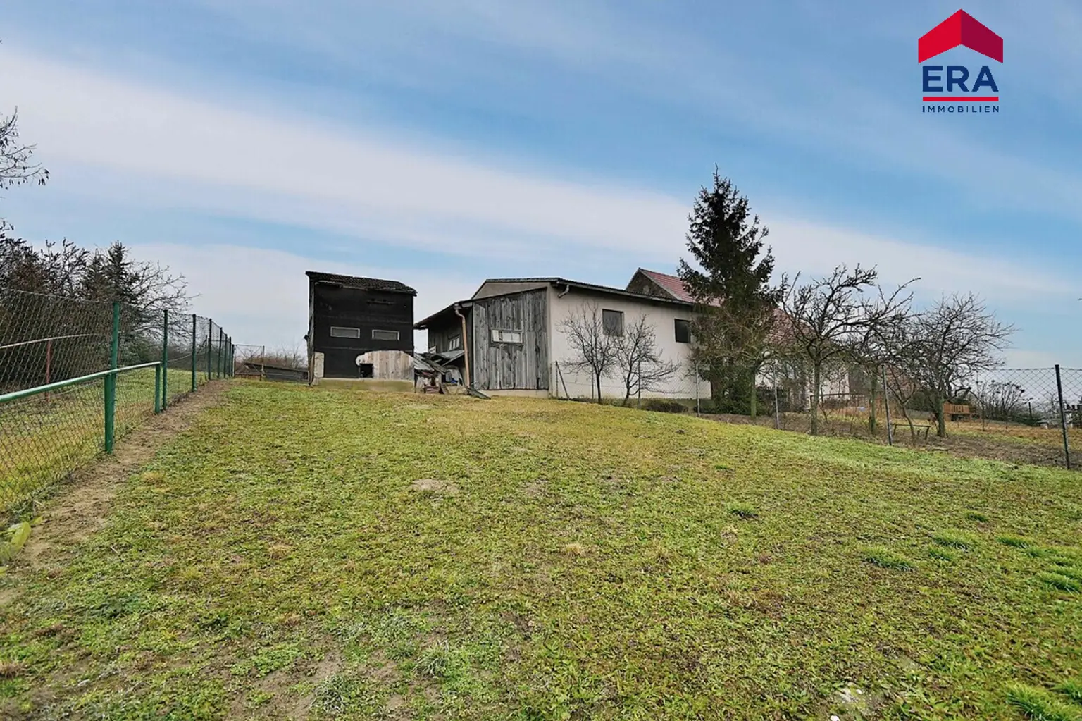 Absolut gut gelegener uneinsehbarer Bauernhof!