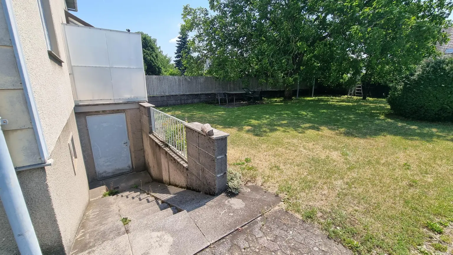 Einfamilienhaus mit Garten in Spratzern