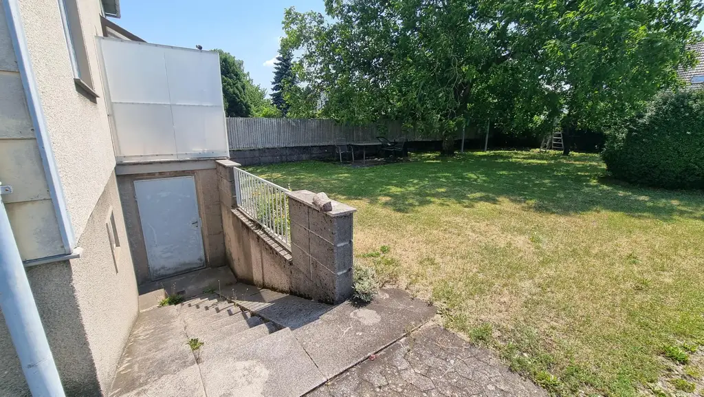 Einfamilienhaus mit Garten in Spratzern