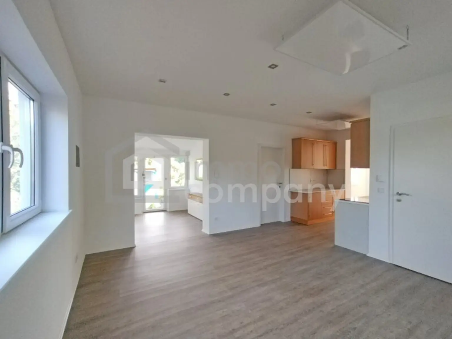 Entzückendes  komplett saniertes Kleingartenhaus auf Eigengrund mit wunderbarem Garten in Ruhelage