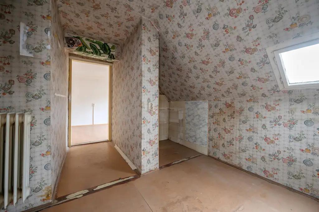 Make it yours: Eckgrundstück in ruhiger Lage – Sanierung oder Abriss für Ihr perfektes neues Zuhause
