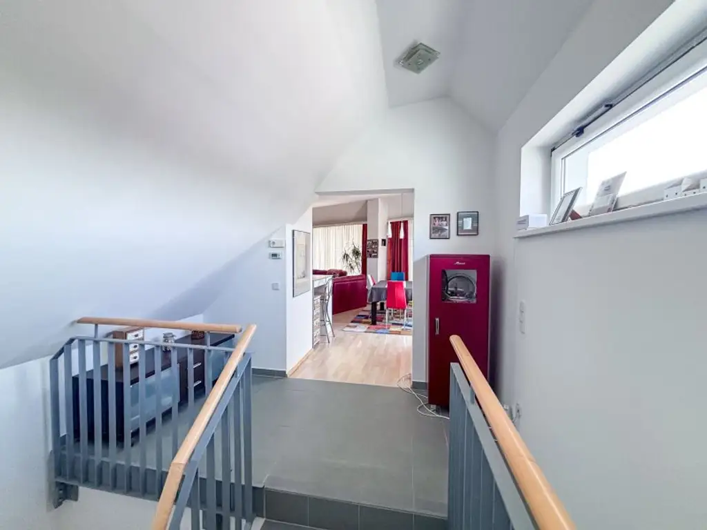Sonnige DG-Maisonette-Wohnung in Stockerau – viel Platz für die ganze Familie!