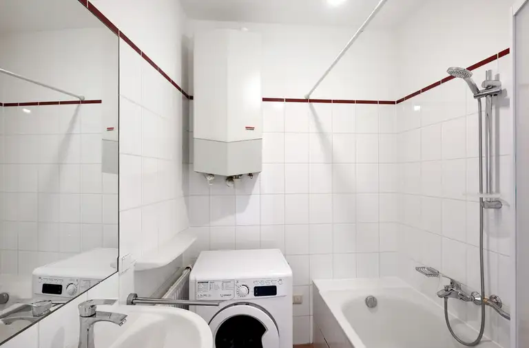 Badezimmer I