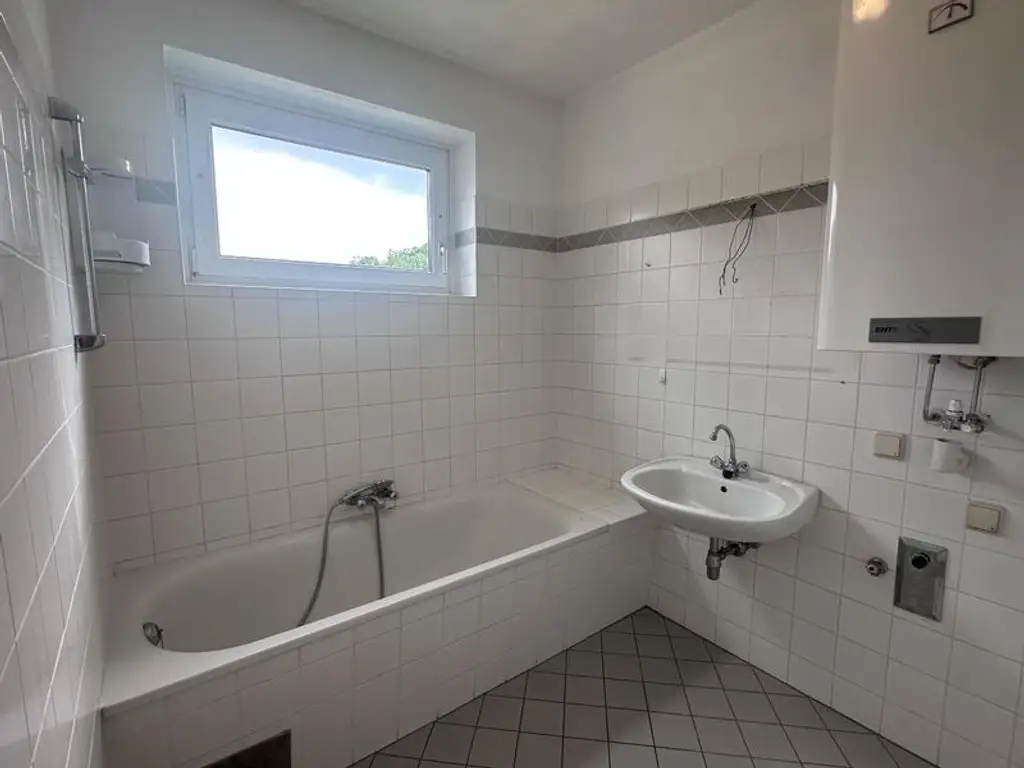 2 Zimmer Wohnung mit Kamin in der Steinklamm