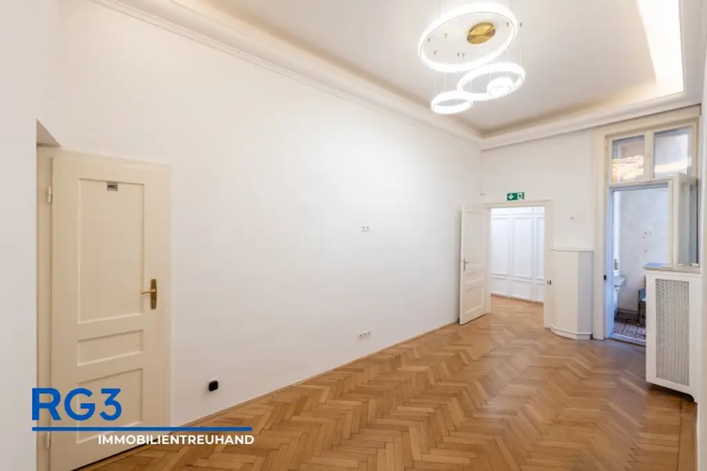 Repräsentative 3 Zimmer Wohnung mit Balkon