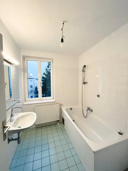 Helle 4-Zimmer-Maisonettewohnung mit großzügiger Terrasse