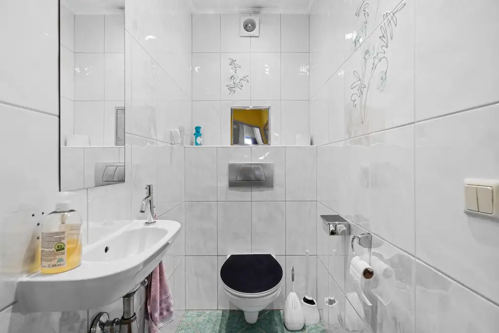 "Wohnoase mit Garten & Garage – 3-Zimmer-Traum bei Badeteich Hirschstetten"