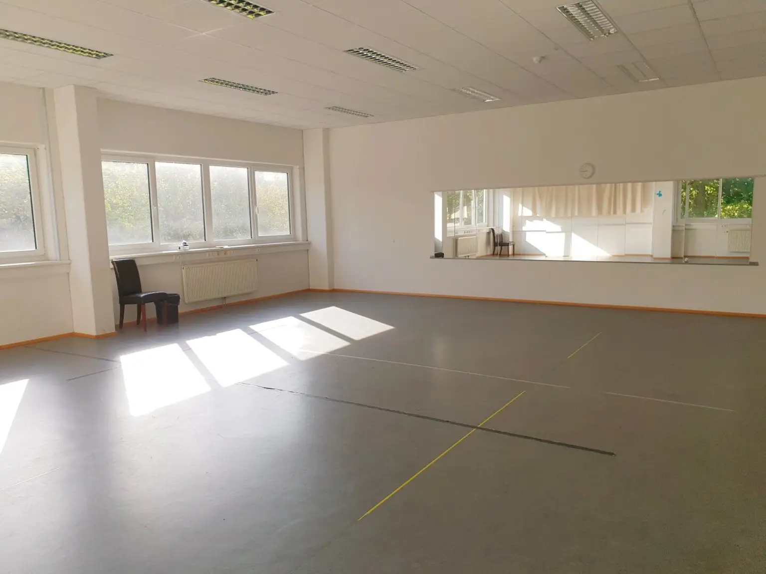 Firmensitz / Büro / Verein / oder Ordinations - Fläche  zu vermieten!