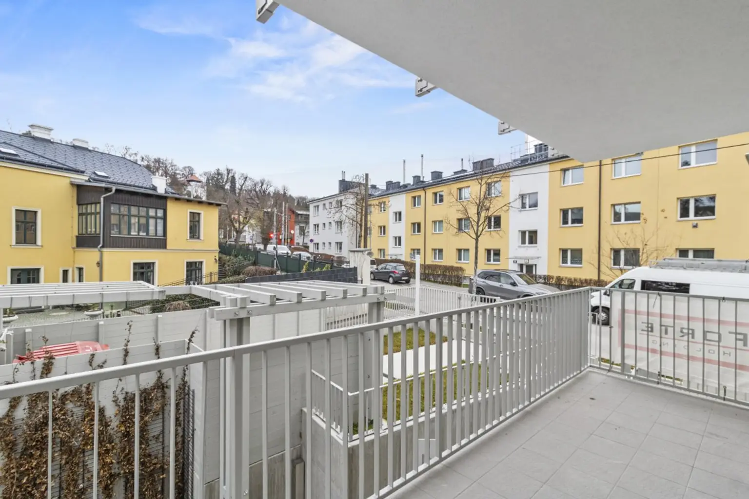 D | ++ NEU ++ EXKLUSIVE VIER Zimmer mit BALKON - Beste Lage! | Prima Service Immobilien