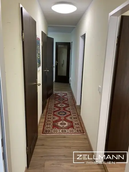 Wunderschöne 4-Zimmer-Familienwohnung mit Loggia in zentraler Ruhelage | ZELLMANN IMMOBILIEN